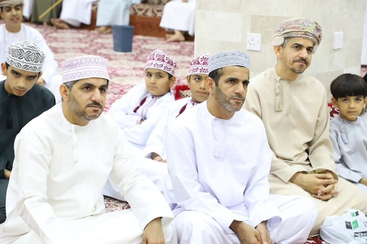 تقرير مصور| احتفال بمناسبة ميلاد الإمام الرضا (ع) في حسينية الإمام الحسن(ع) بمدينة "صحم" العمانية