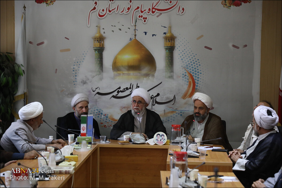 گزارش تصویری | نشست «نقش اساتید دانشگاه در معرفی جهانی اسلام» با حضور آیت‌الله رمضانی