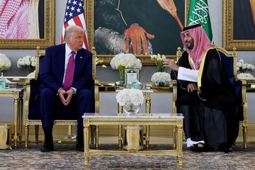 Donald Trump awasili katika Mji Mkuu wa Saudi Arabia / Kuanza kwa ziara ya kikanda ya Rais wa Marekani