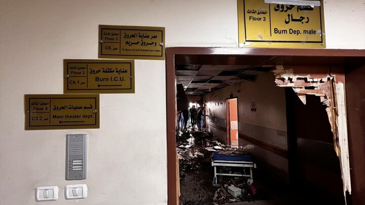 Informe fotográfico | Ataque de militares sionistas al Hospital Nasser en Jan Yunis