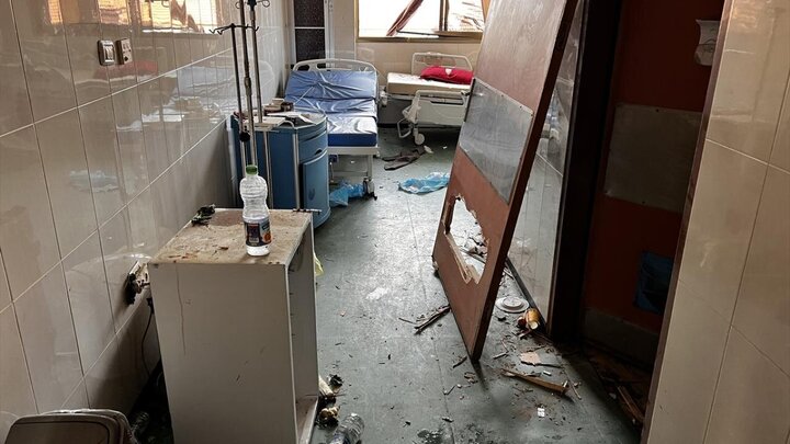 Informe fotográfico | Ataque de militares sionistas al Hospital Nasser en Jan Yunis