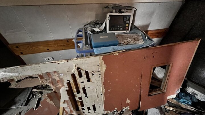 Informe fotográfico | Ataque de militares sionistas al Hospital Nasser en Jan Yunis