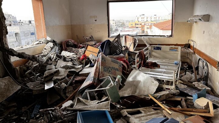 Informe fotográfico | Ataque de militares sionistas al Hospital Nasser en Jan Yunis