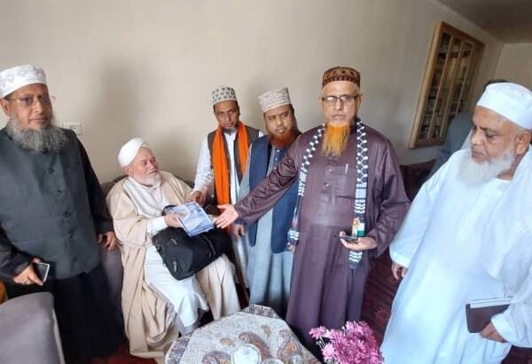 Iranian Sunni cleric stresses unity among Islamic denominations as key to defeating tyranny