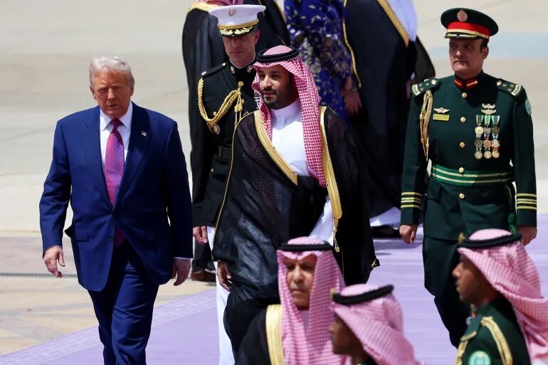 Donald Trump awasili katika Mji Mkuu wa Saudi Arabia / Kuanza kwa ziara ya kikanda ya Rais wa Marekani