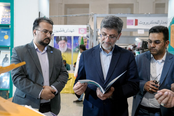 تقرير مصور| مشارکة العتبة الرضویة المقدسة في معرض طهران الدولي السادس والثلاثين للكتاب