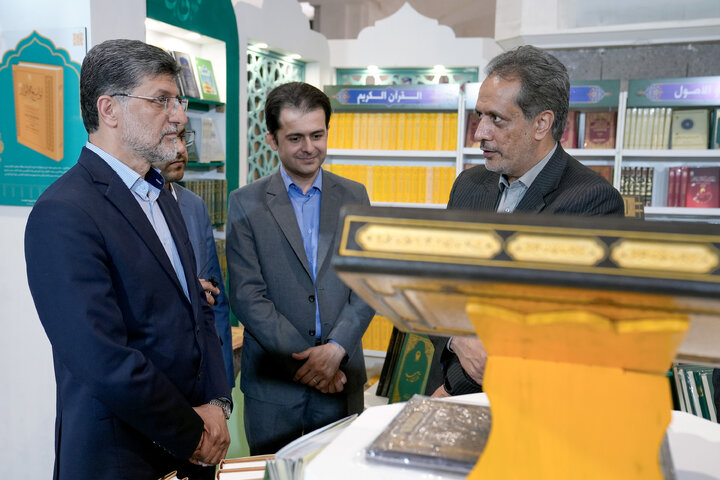 تقرير مصور| مشارکة العتبة الرضویة المقدسة في معرض طهران الدولي السادس والثلاثين للكتاب