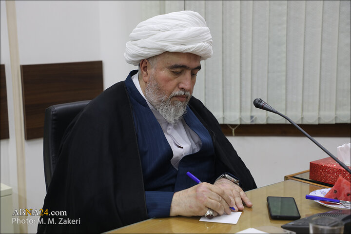 گزارش تصویری | دیدار مدیر حسینیه امام علی(ع) روسیه با آیت‌الله رمضانی
