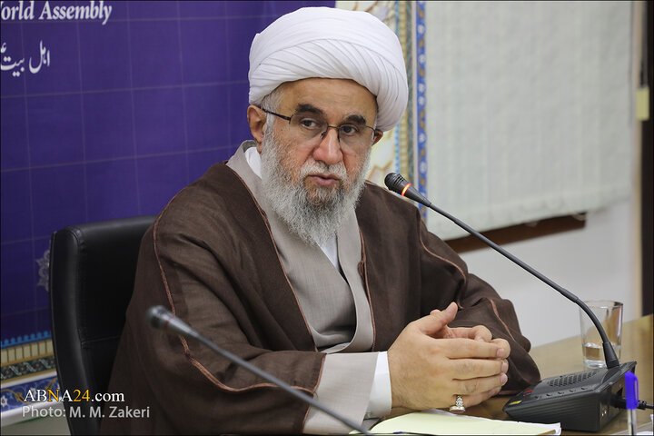 گزارش تصویری | دیدار مدیر حسینیه امام علی(ع) روسیه با آیت‌الله رمضانی