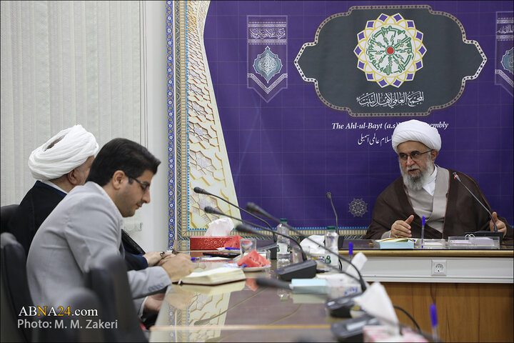 گزارش تصویری | دیدار مدیر حسینیه امام علی(ع) روسیه با آیت‌الله رمضانی