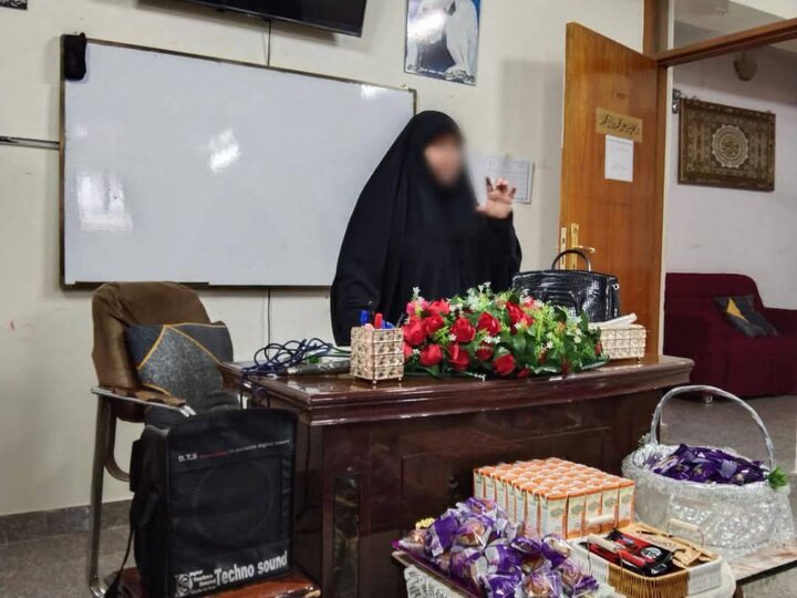 إقامة دورة "على خُطى زينب" لتأهيل الخطيبات الحسينية في بغداد