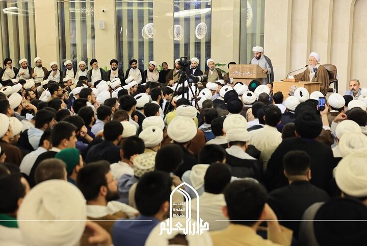 نجف میں آیت اللہ العظمی جوادی آملی کا والہانہ استقبال