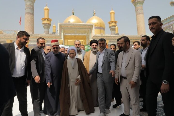 تصویری رپورٹ | آیت اللہ العظمیٰ جوادی آملی حَرَمِ امامین کاظمین(ع) میں