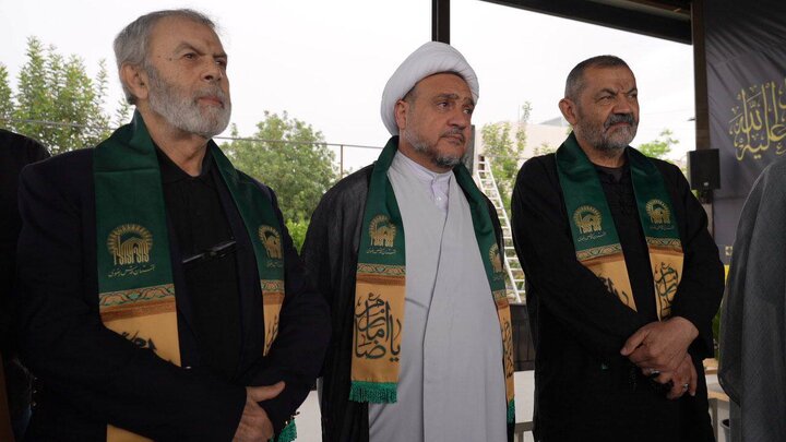 وفد من العتبة الرضويةّ المقدسة يزور مرقد الشهيد السيد الهاشمي في بلدة دير قانون النهر