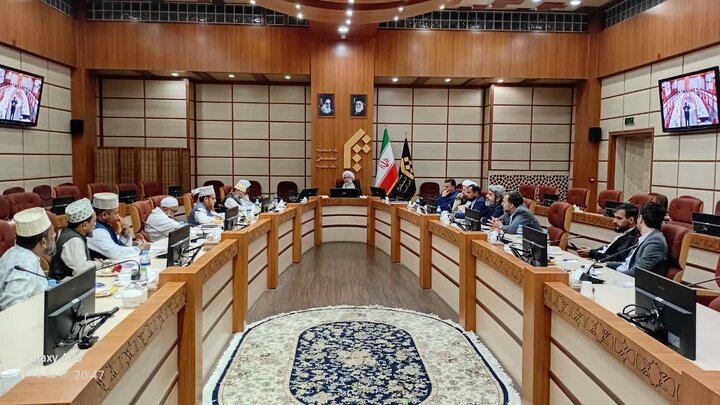 تنها راه احیای عزت و شکوه اسلامی، وحدت و برادری است
