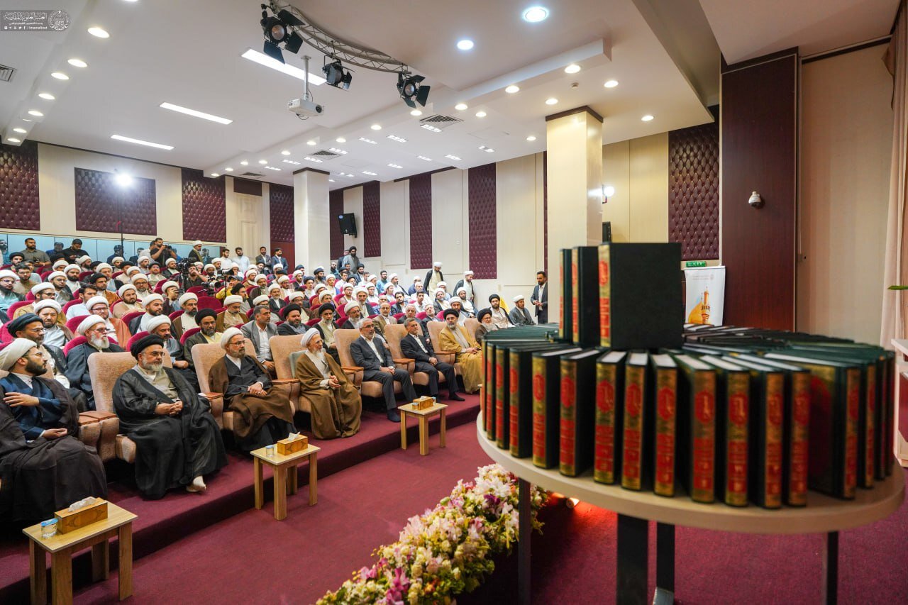 تجلیل آستان مقدس علوی از آیتالله جوادی آملی با حضور علما و دانشگاهیان + تصاویر