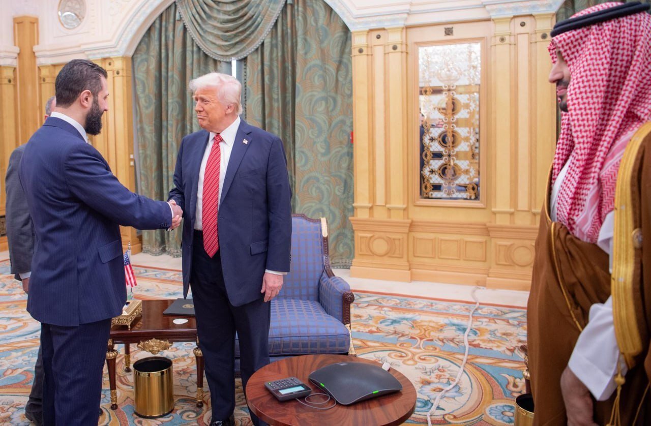 Donald Trump na Abu Muhammad al-Julani wakutana katika Mji wa Riyadh | Mwanzo wa sura mpya katika uhusiano kati ya Damascus na Washington