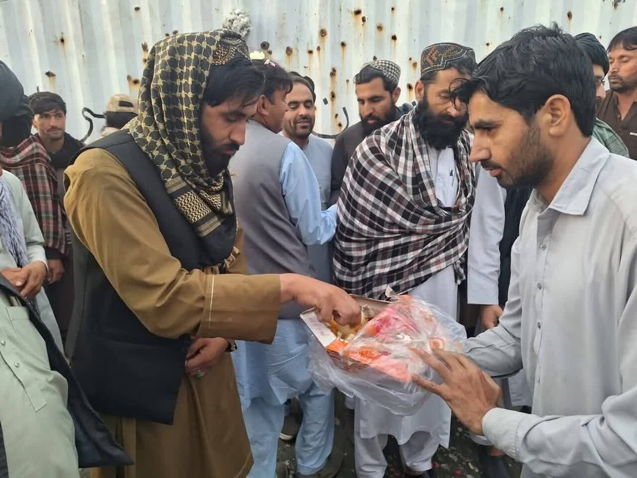 پایان انزوای اقتصادی منطقه شیعهنشین پاراچنار/ تجارت مرزی پاکستان و افغانستان از سر گرفته شد