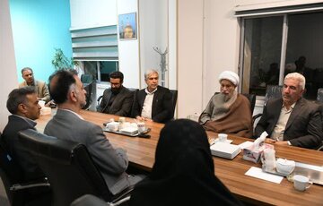 عکس خبری | دیدار معاون وزیر آموزش و پرورش با نماینده ولی فقیه در فارس