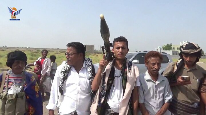 تقرير مصور| توقيع وثيقة الشرف القلبي والبراءة من علماء أمريكا والكيان الصهيوني في الحديدة اليمنية