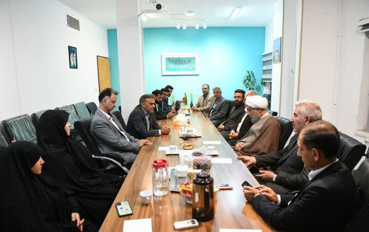 تصاویر| دیدار شیخ الاسلام معاون وزیر آموزش و پرورش با نماینده ولی فقیه در فارس