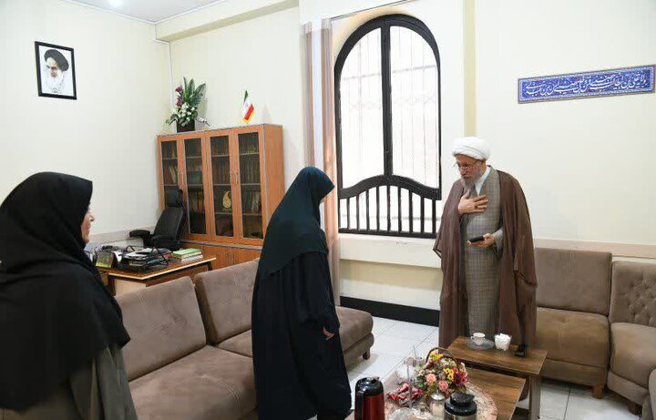 تصاویر| معاون رئیس جمهور با حجت الاسلام والمسلمین دژکام دیدار و گفت و گو کرد