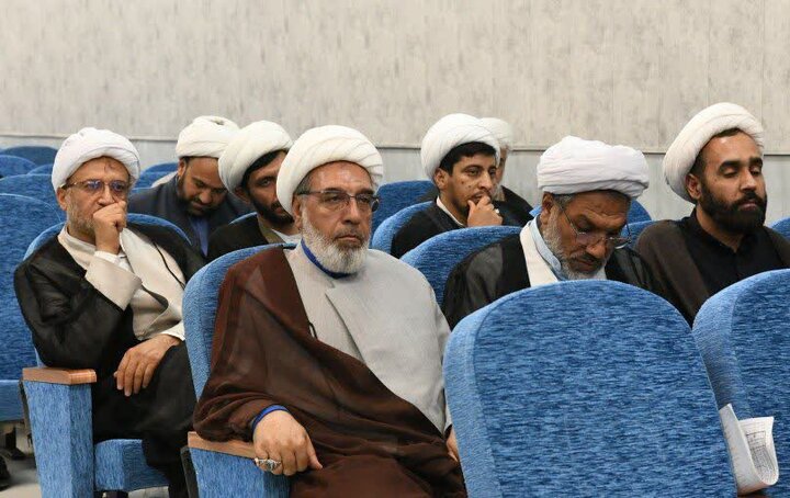 تصاویر| اجلاسیه مدیران مدارس علمیه فارس در شیراز