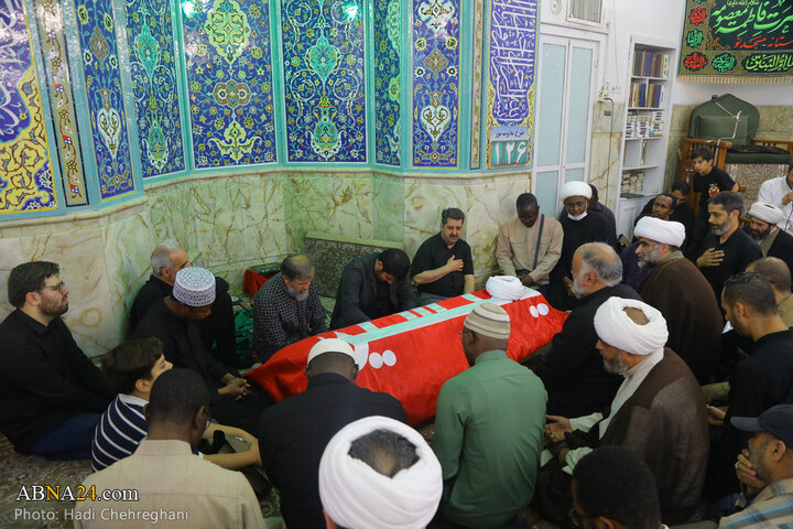 مراسم تشییع پیکر مرحوم حجت‌الاسلام نقده‌دوزان در شهر قم