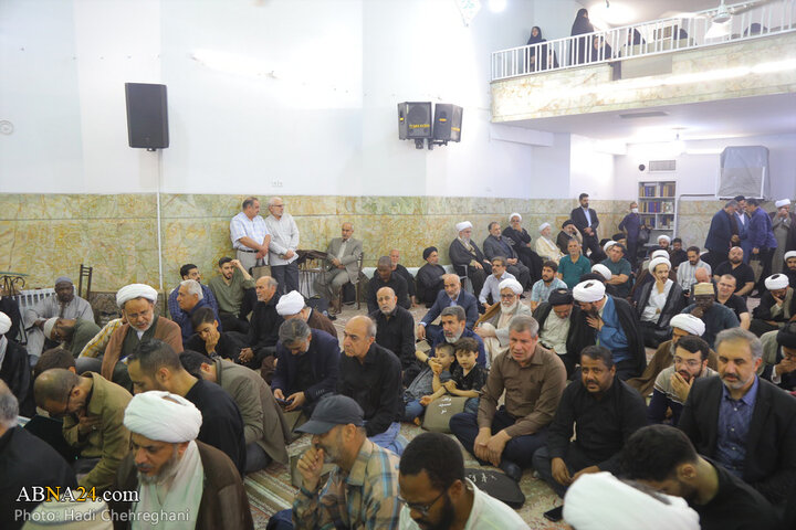 مراسم تشییع پیکر مرحوم حجت‌الاسلام نقده‌دوزان در شهر قم