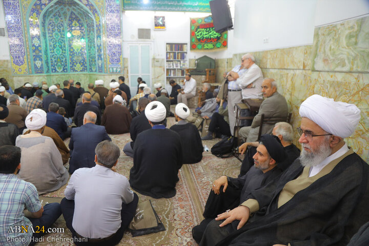 مراسم تشییع پیکر مرحوم حجت‌الاسلام نقده‌دوزان در شهر قم