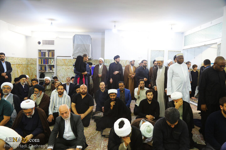 مراسم تشییع پیکر مرحوم حجت‌الاسلام نقده‌دوزان در شهر قم