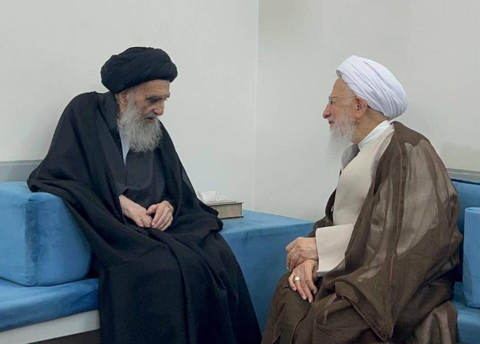 دو دریا به هم رسیدند؛ دیدار تاریخی دو مرجع بزرگ؛ آیت‌الله سیستانی و آیت‌الله جوادی آملی