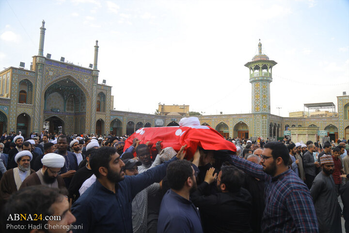 مراسم تشییع پیکر مرحوم حجت‌الاسلام نقده‌دوزان در شهر قم