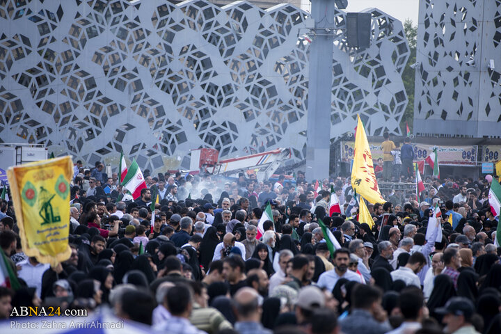 مراسم سالگرد شهدای خدمت در میدان امام حسین (ع) شهر تهران