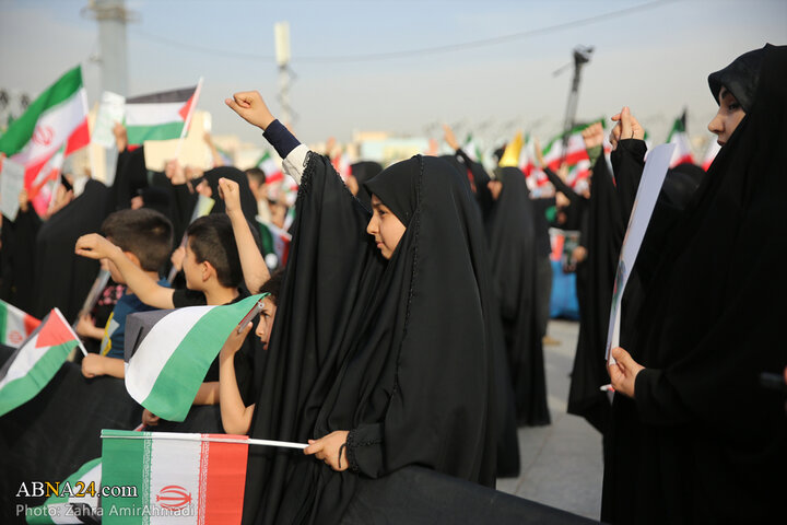 مراسم سالگرد شهدای خدمت در میدان امام حسین (ع) شهر تهران