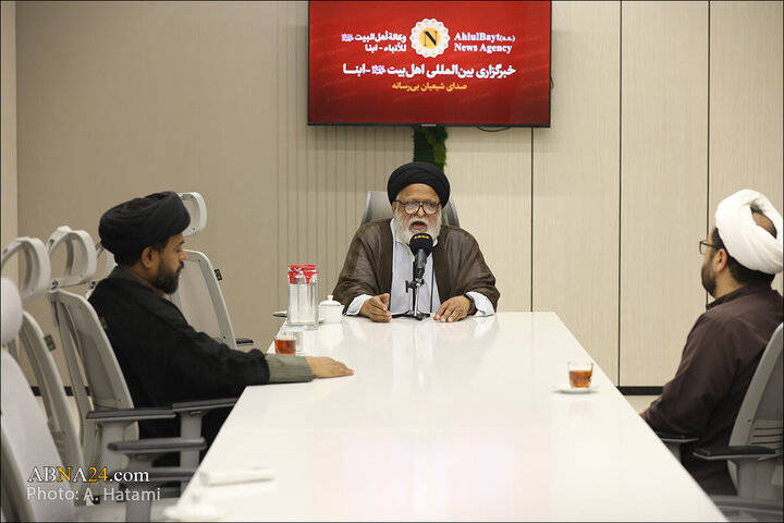 تقرير مصور/ رئيس معهد تنظيم الماكتب في لكناو الهندية يزور أبنا بقم