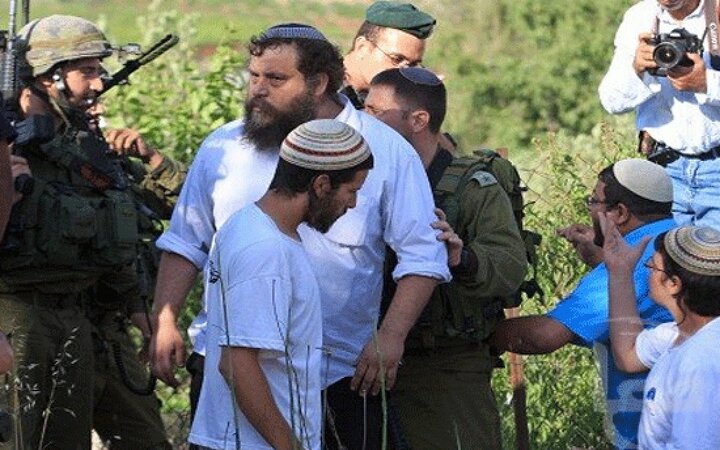 ویدیو | حمله شهرک‌نشینان صهیونیست به زنان فلسطینی