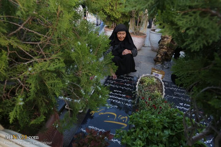 مراسم سالگرد تاسیس لشکر فاطمیون در شهر اصفهان