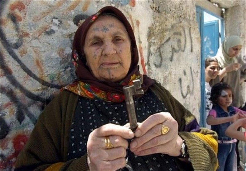 فلسطینیوں کی پراسرار چابی فلسطینیوں کی پراسرار چابی