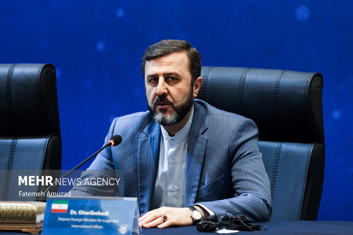 ئێران: هیچ وەستانێک لە پیتاندنی ئۆرانیۆم قبووڵ ناکەین
