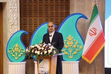 شهید آوینی با تلفیق عرفان، فلسفه و هنر، روایتی متفاوت از جنگ به تصویر کشید