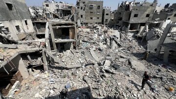 Bidiyo | Yadda Ake Tono Shahidai A Karkashin Baraguzan Gini Da Sojojin Mamaya Suka Jefa Bama-Bamai A Gaza.