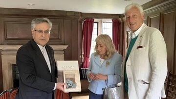 Таҷлил аз талошҳои илмии хонаводаи Мелвил дар густариши забону адабиёти форсӣ дар Британия