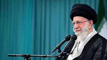 İmam Xamenei: Sionist rejimi bu bölgədən qoparmaq lazımdır və kökündən qoparılacaq / Sülh naminə gücdən istifadə etmək Trampın yalanıdır