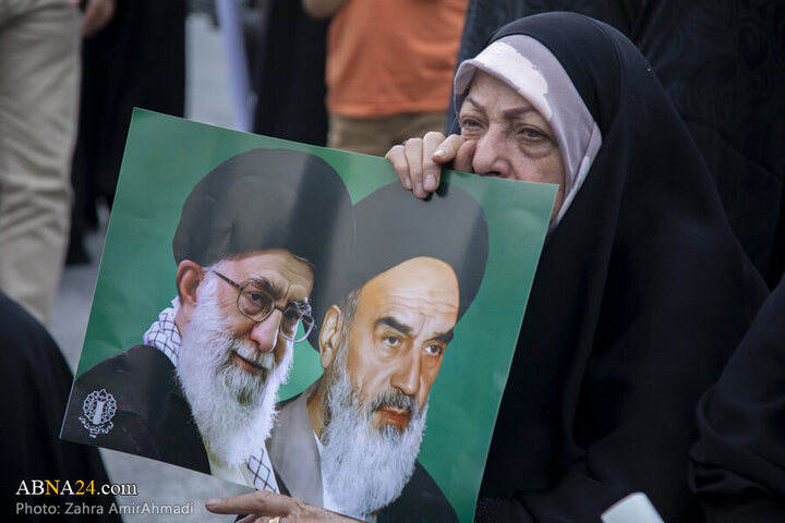 تقرير مصور| مراسم الذكرى السنوية الأولى لاستشهاد آية الله رئيسي بساحة الإمام الحسين (ع) في طهران