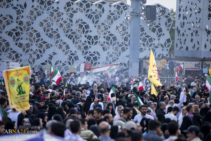 تقرير مصور| مراسم الذكرى السنوية الأولى لاستشهاد آية الله رئيسي بساحة الإمام الحسين (ع) في طهران
