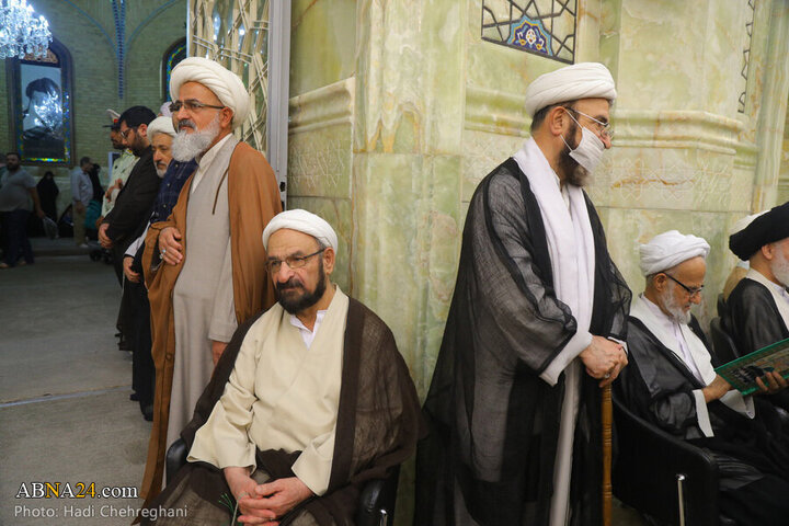 Informe fotográfico | Ceremonia del 16.º aniversario del fallecimiento del Ayatolá Bahjat en la Mezquita Adham de Qom