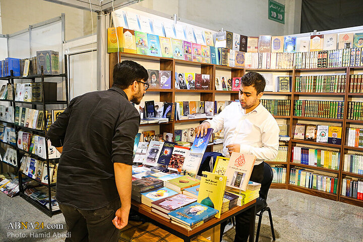 Informe fotográfico | Presencia de editoriales extranjeras en la 36.ª Feria Internacional del Libro de Teherán