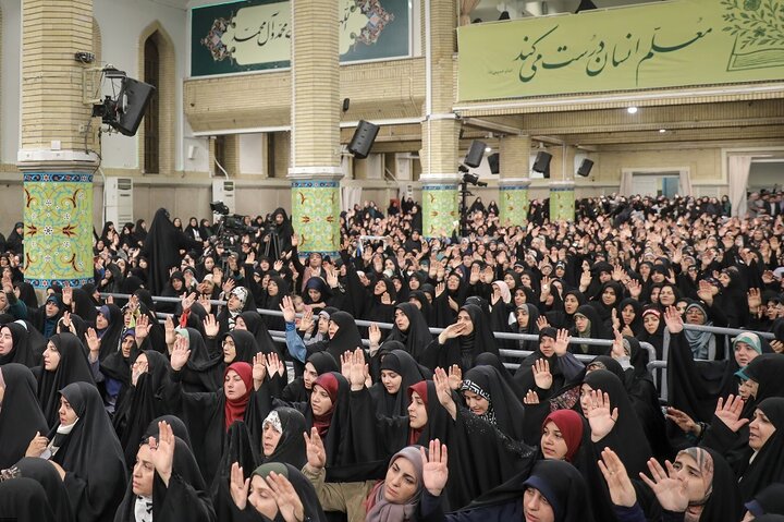 دیدار معلمان با رهبر انقلاب