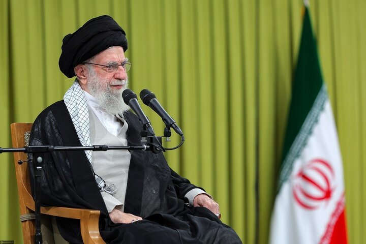 دیدار معلمان با رهبر انقلاب